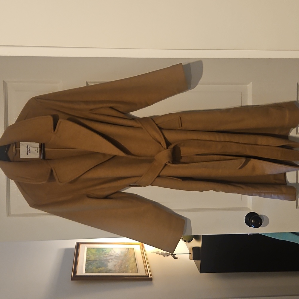 ABERCROMBIE & FITCH Womens Camel Coat